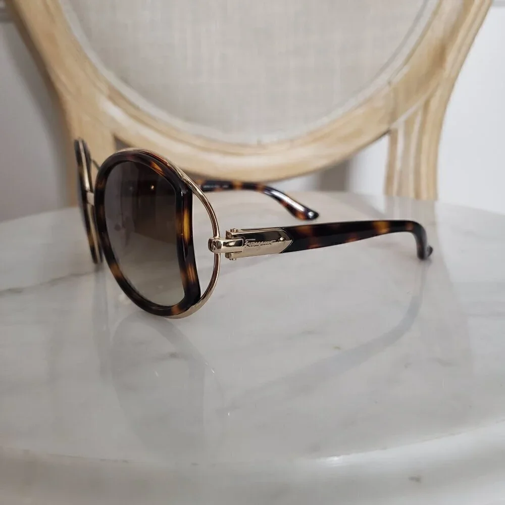 NIB Salvatore Ferragamo Oversize Tortoise Brown Side Cut Out 52mm Sunglasses
